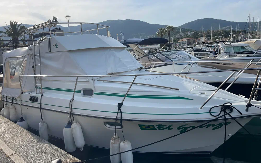 slider 0 Beneteau Antares 805