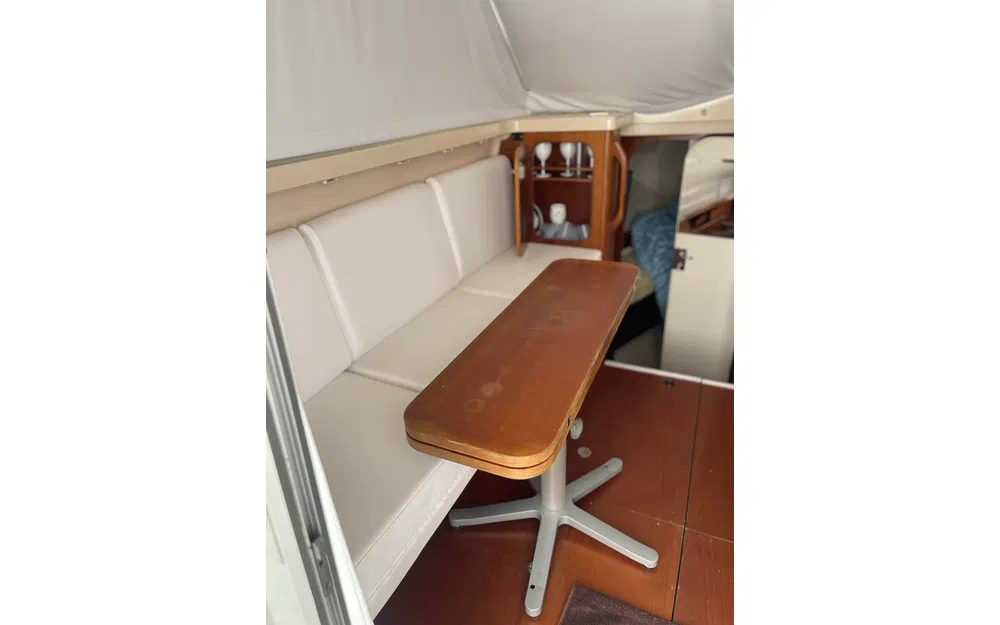 slider 6 Beneteau Antares 805