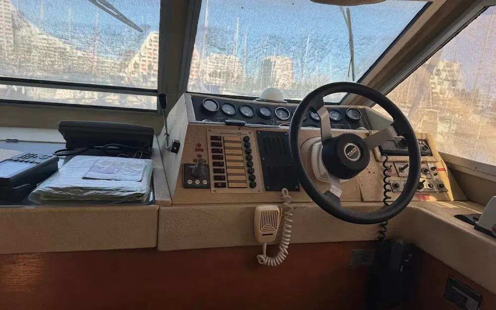 slider 7 Marine Project Princess 38 Fly