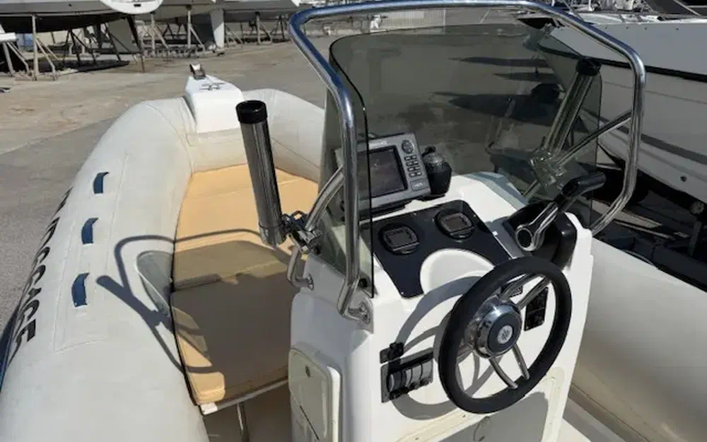 slider 4 Capelli Tempest 570 Luxe