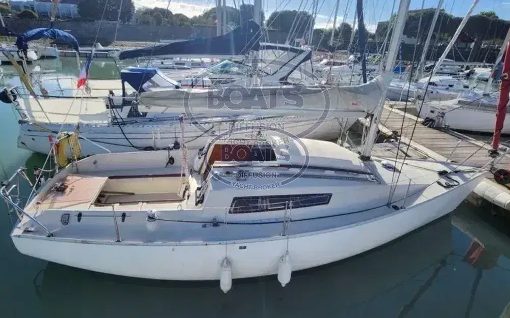 slider 1 Beneteau First 24 QR