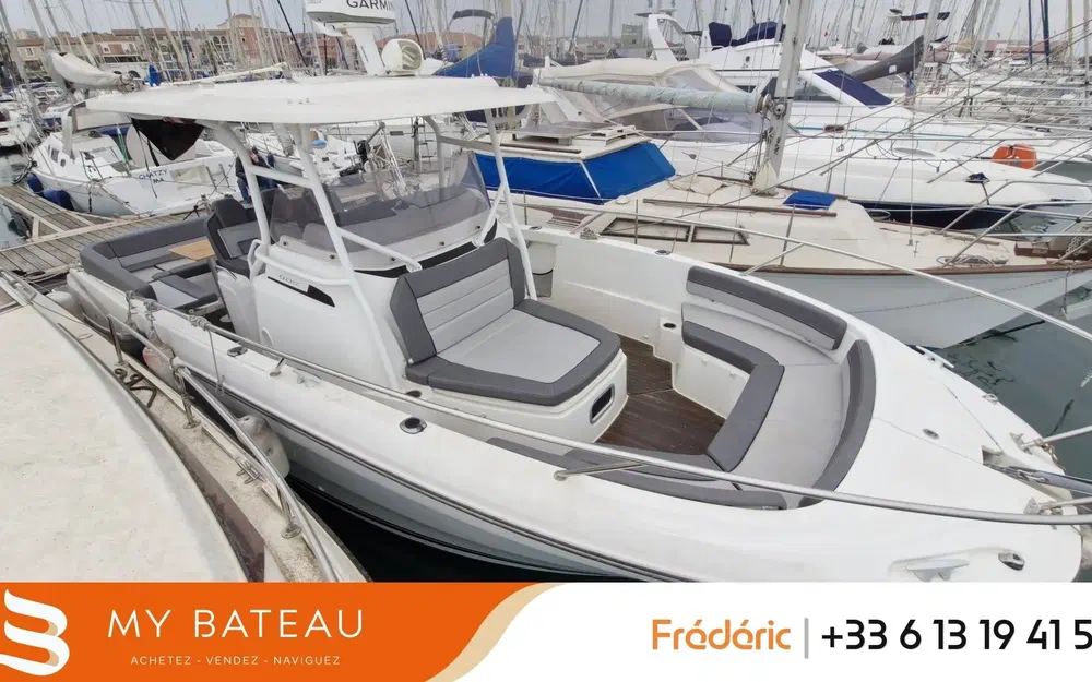 slider 0 Jeanneau Cap Camarat 9.0 CC