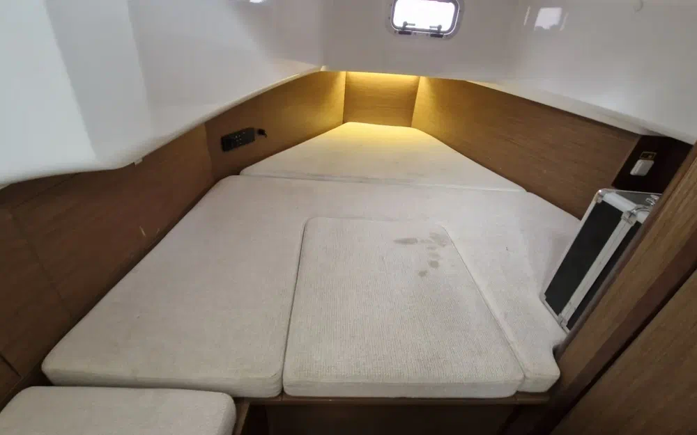 slider 22 Jeanneau Cap Camarat 9.0 CC