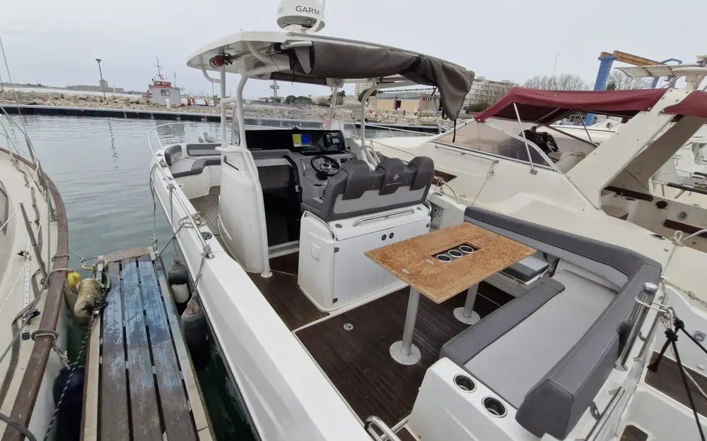 slider 6 Jeanneau Cap Camarat 9.0 CC