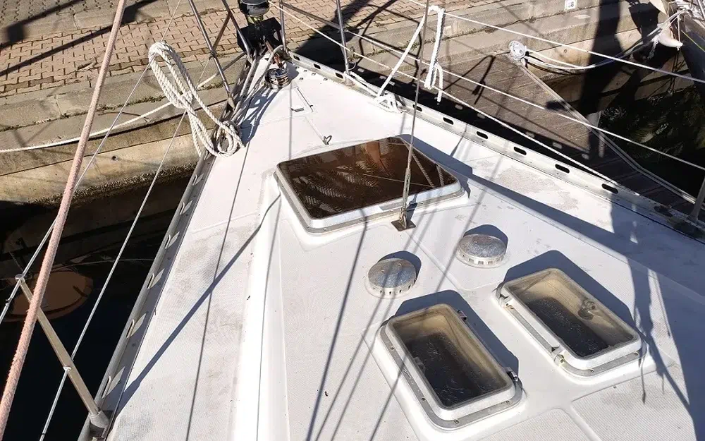 slider 14 Beneteau First 35