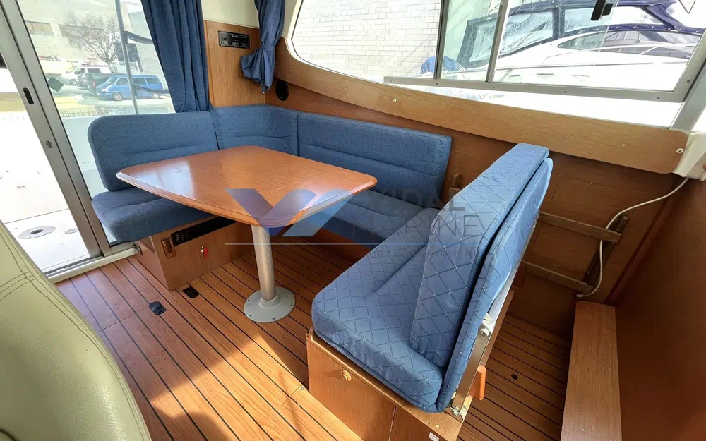 slider 10 Jeanneau Merry Fisher 925