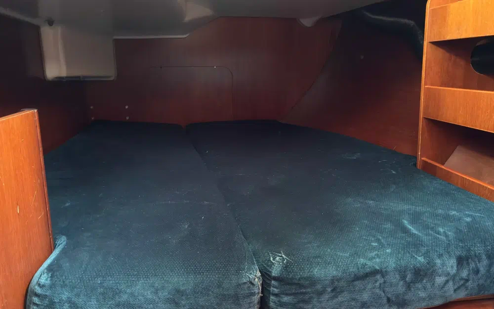 slider 12 Beneteau Oceanis 411