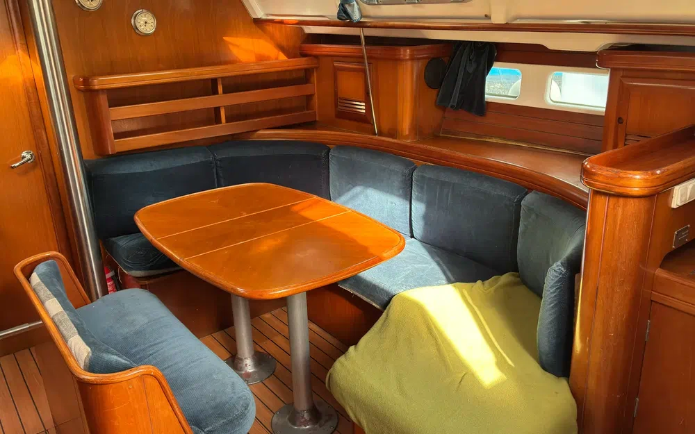 slider 21 Beneteau Oceanis 411