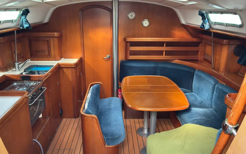 slider 22 Beneteau Oceanis 411