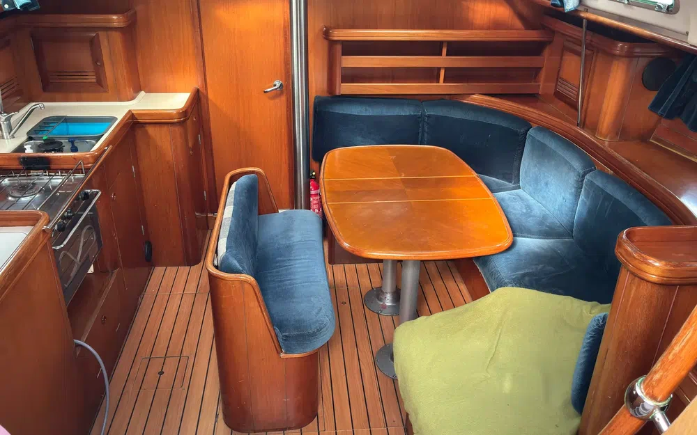 slider 23 Beneteau Oceanis 411