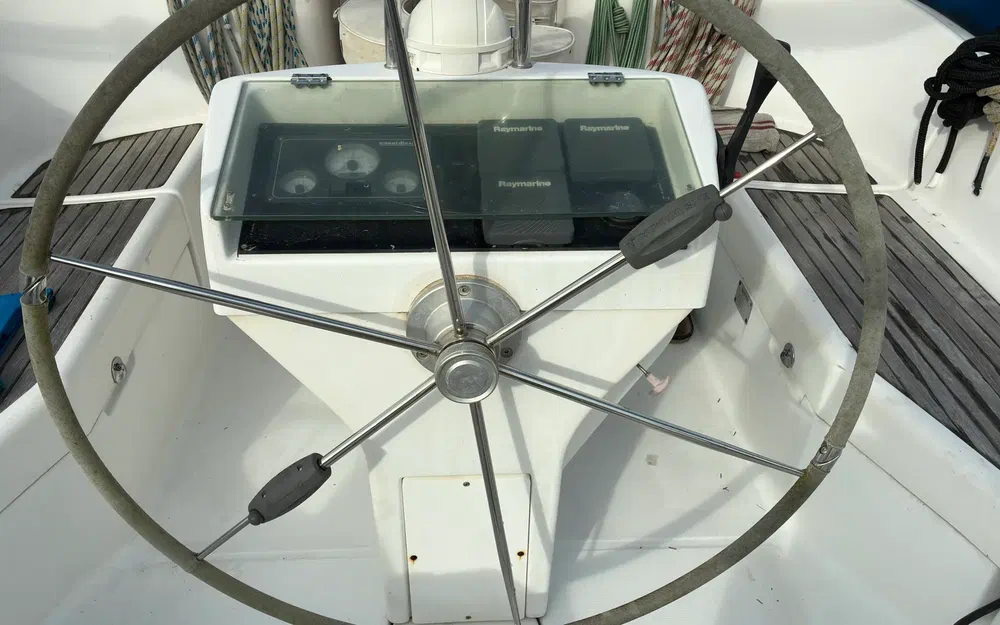 slider 29 Beneteau Oceanis 411