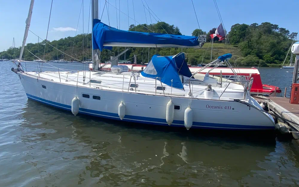 slider 32 Beneteau Oceanis 411