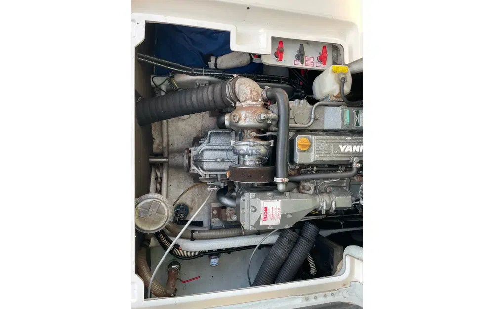 slider 12 Jeanneau Merry Fisher 695