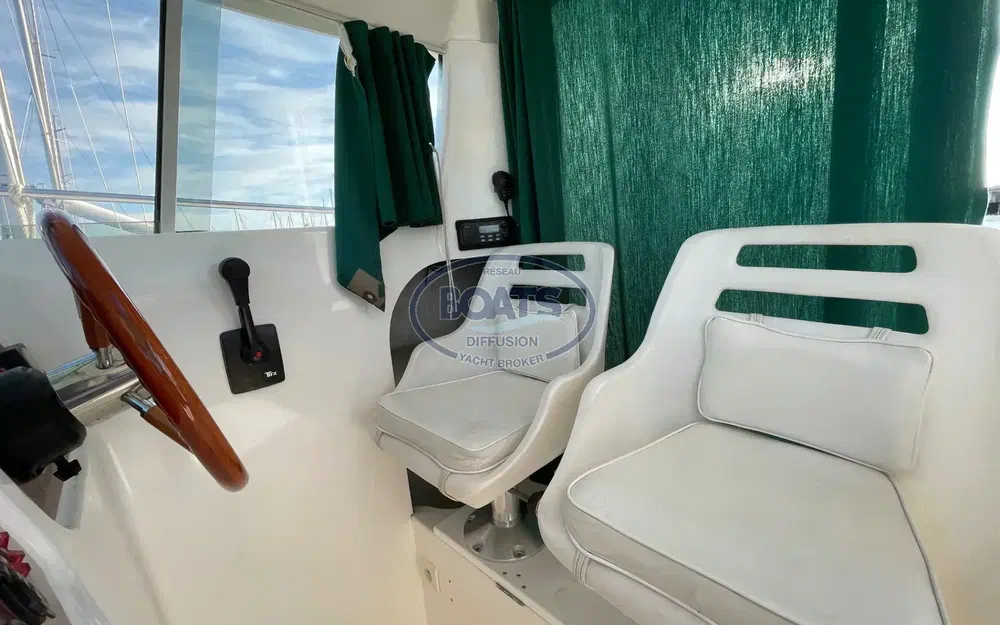 slider 6 Jeanneau Merry Fisher 695