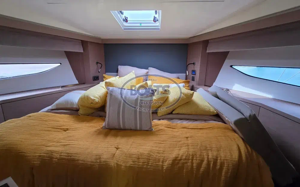 slider 11 Jeanneau Prestige 420 Fly