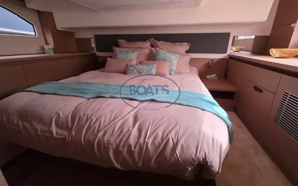 slider 13 Jeanneau Prestige 420 Fly