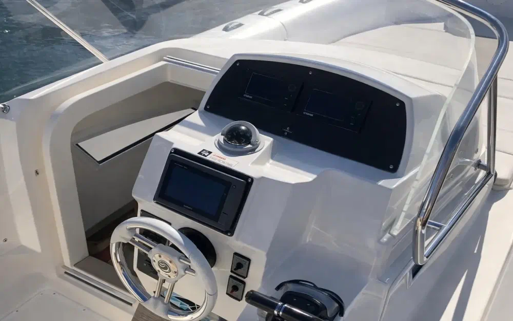 slider 5 Capelli Tempest 1000