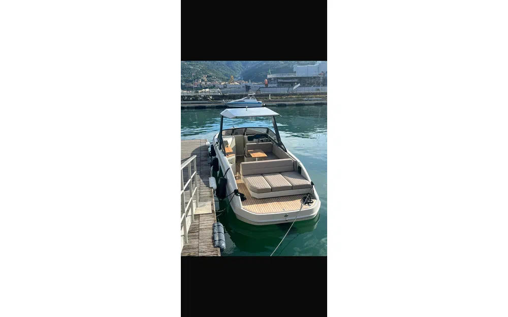 slider 1 Rand Boats Supreme 27