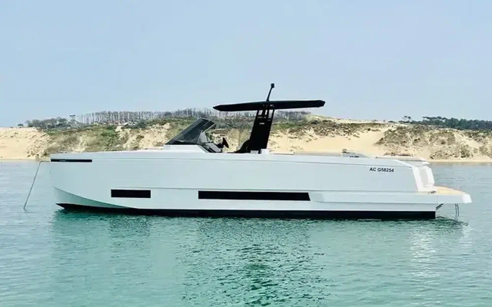 slider 3 De Antonio Yachts D36 Open
