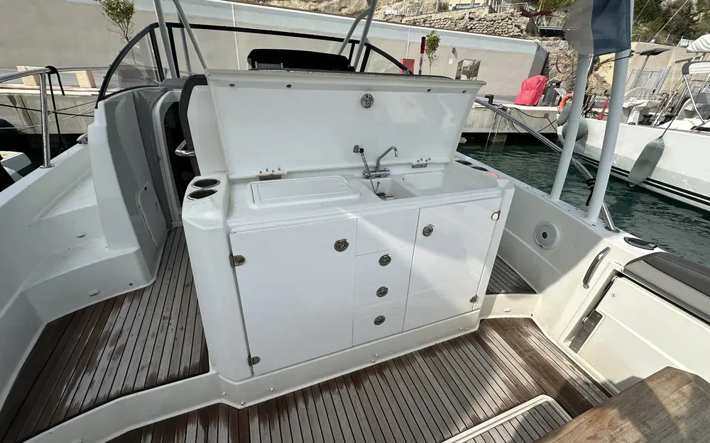 slider 23 Jeanneau Cap Camarat 10.5 WA