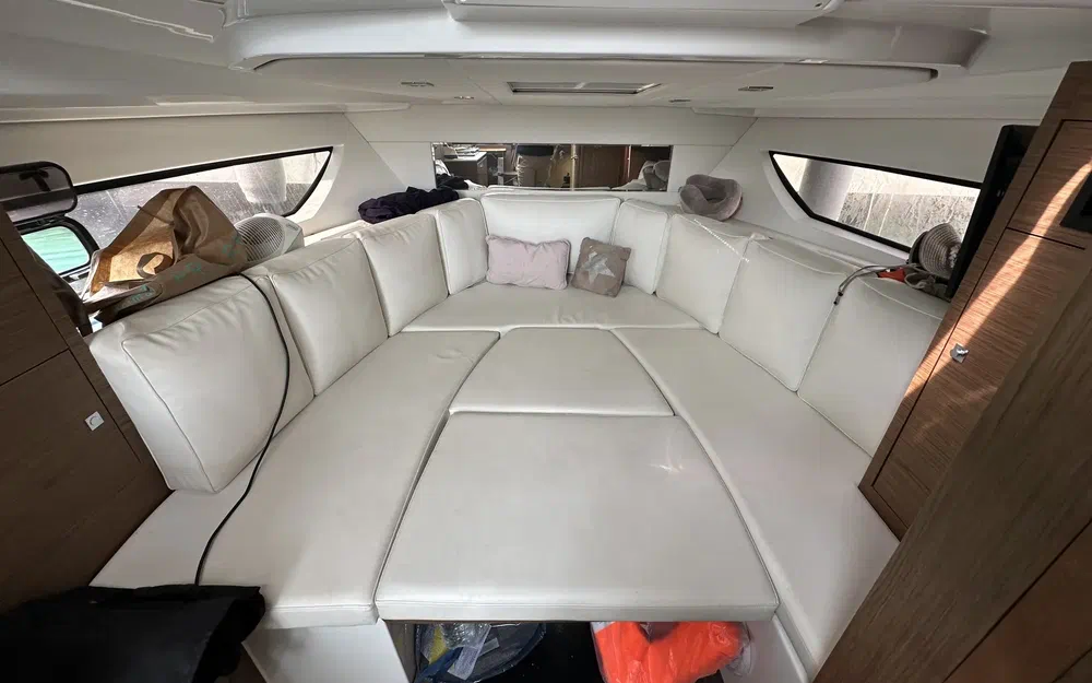 slider 25 Jeanneau Cap Camarat 10.5 WA