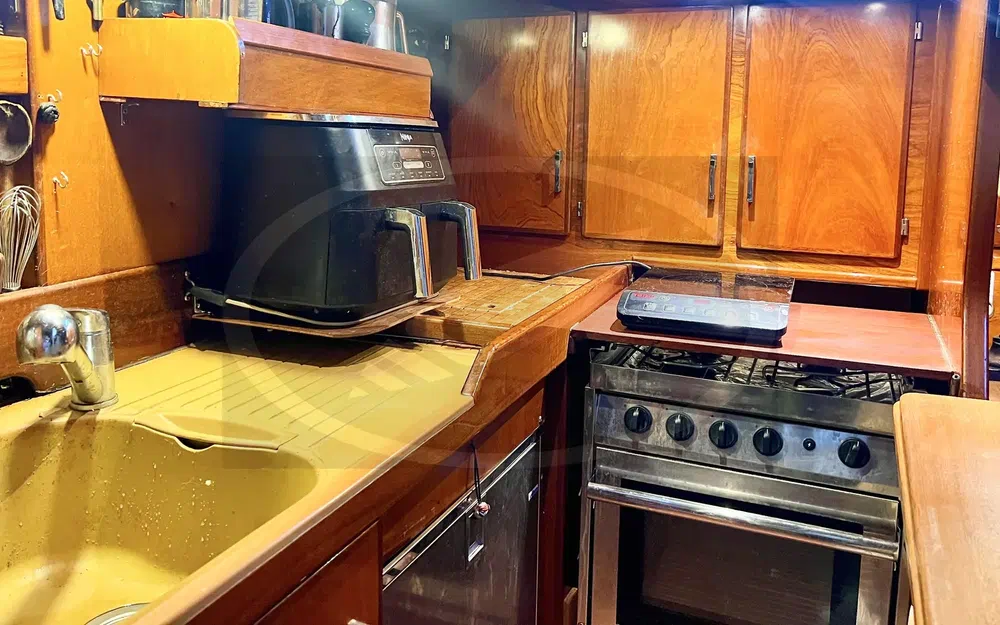 slider 11 Amel Santorin