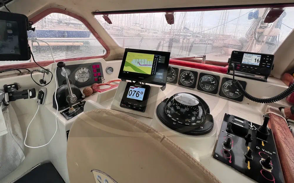 slider 5 Amel Santorin