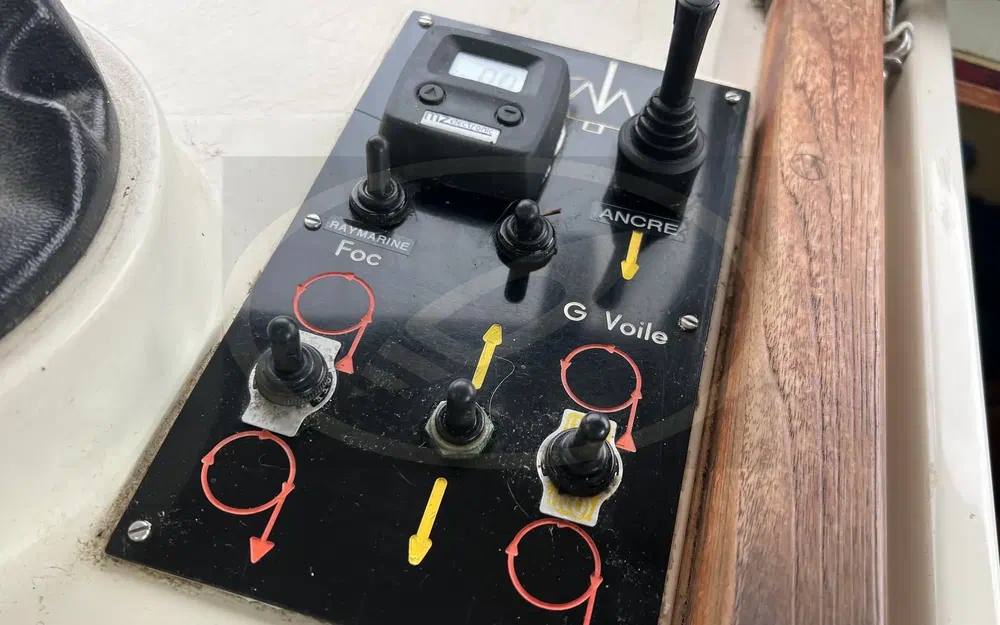 slider 6 Amel Santorin