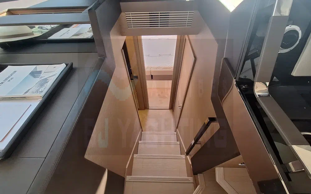 slider 26 Prestige Yachts 460 Fly