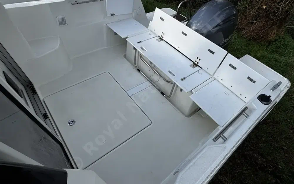 slider 11 Jeanneau Merry Fisher 695