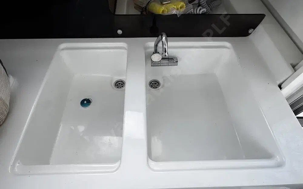 slider 15 Jeanneau Merry Fisher 695