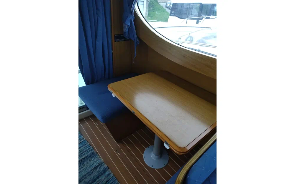 slider 8 Jeanneau Merry Fisher 805