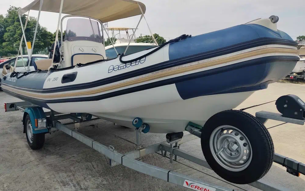 slider 4 Bombard Sunrider 550 Pvc