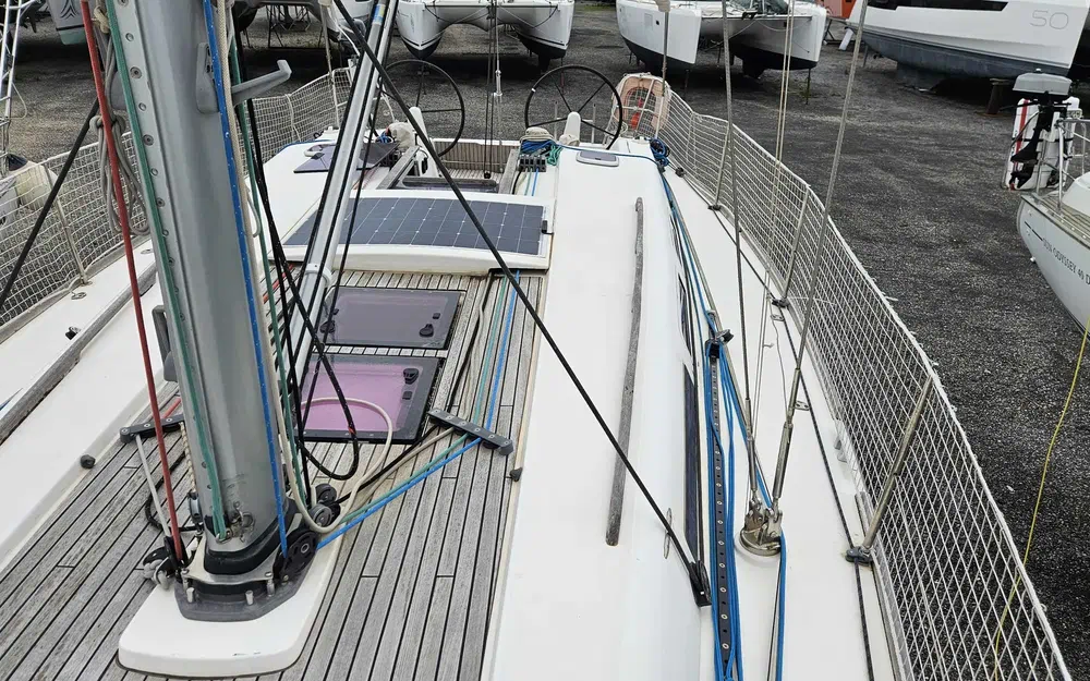 slider 18 Dufour 40 E Performance