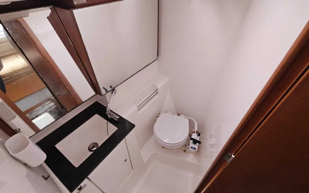 slider 7 Dufour 40 E Performance