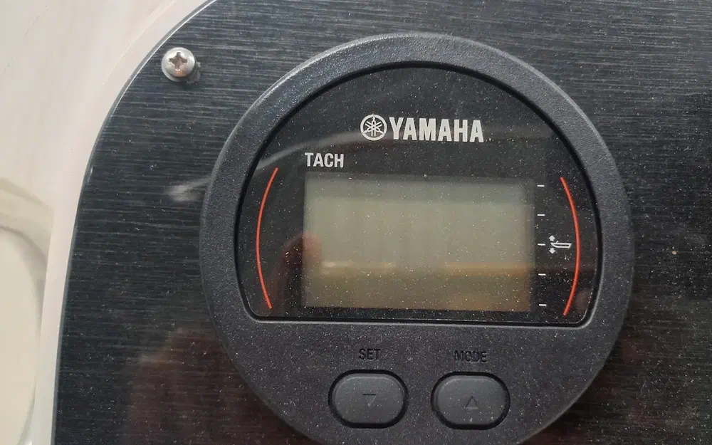 slider 16 Capelli Tempest 650