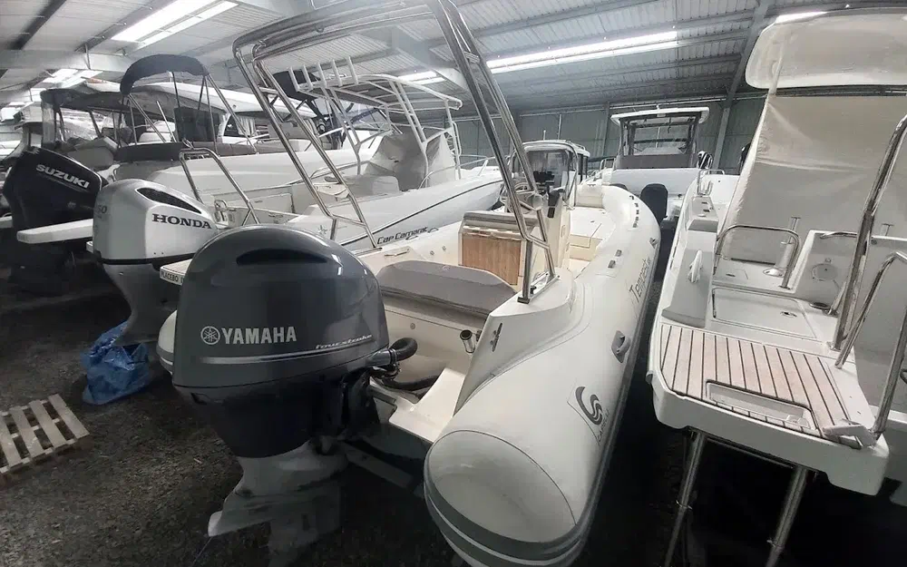 slider 1 Capelli Tempest 650