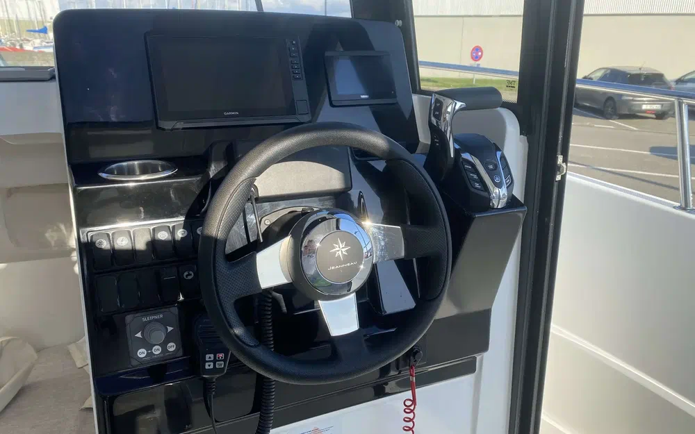 slider 13 Jeanneau Merry Fisher 695 Sport Serie 2