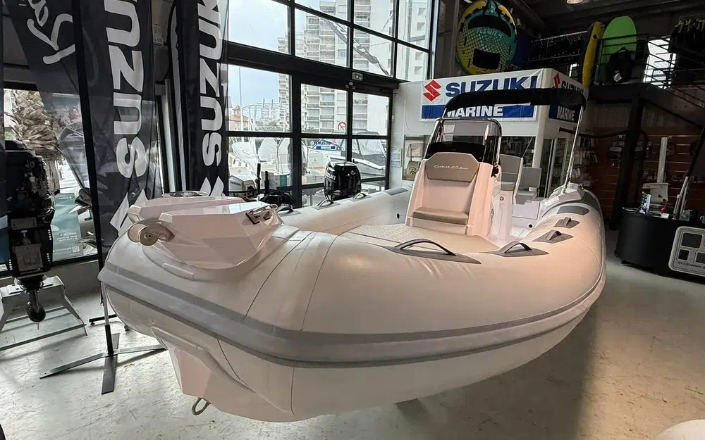 slider 9 Ranieri Cayman 21 S