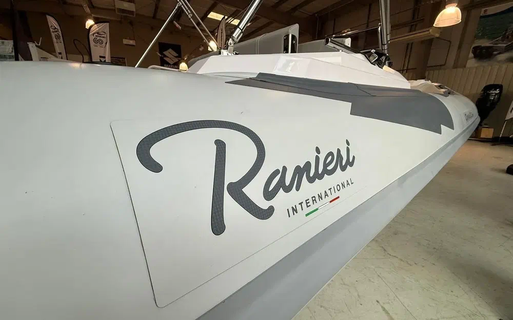 slider 4 Ranieri Cayman 21 S