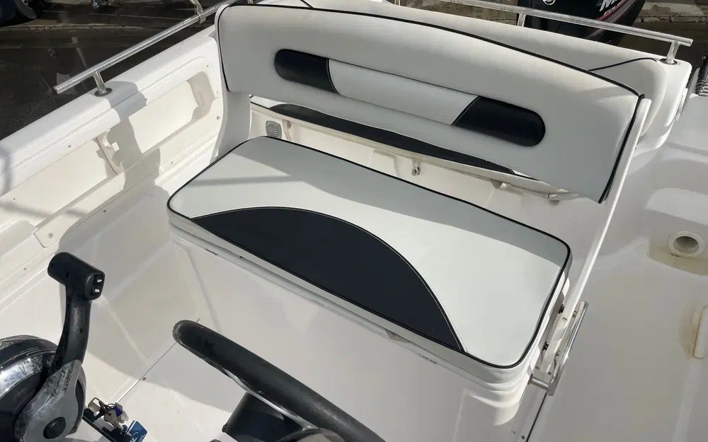 slider 10 Ranieri Voyager 20