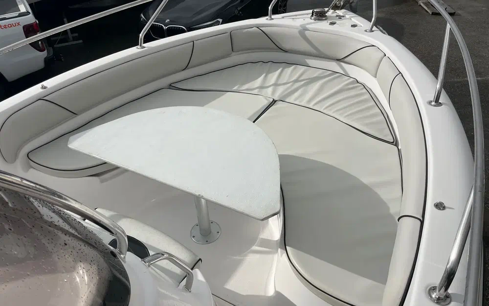 slider 4 Ranieri Voyager 20