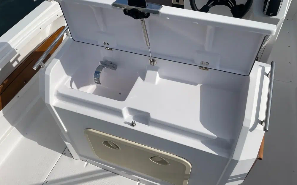 slider 9 Ranieri Voyager 23 S