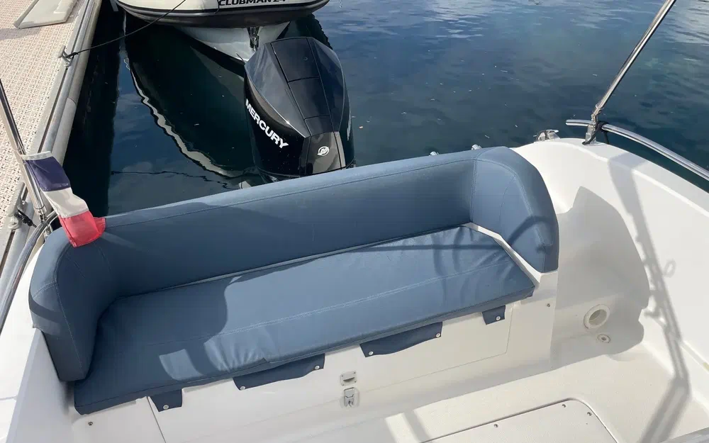 slider 10 Ranieri Voyager 23 S