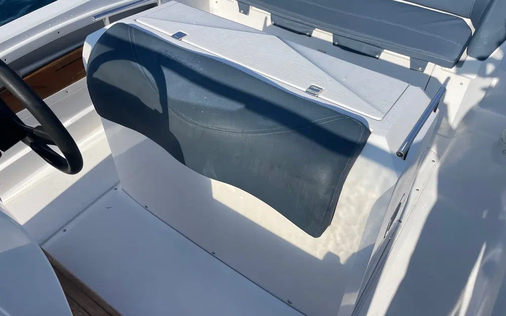 slider 13 Ranieri Voyager 23 S