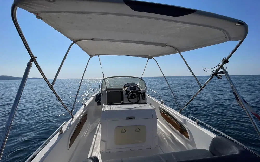 slider 18 Ranieri Voyager 23 S