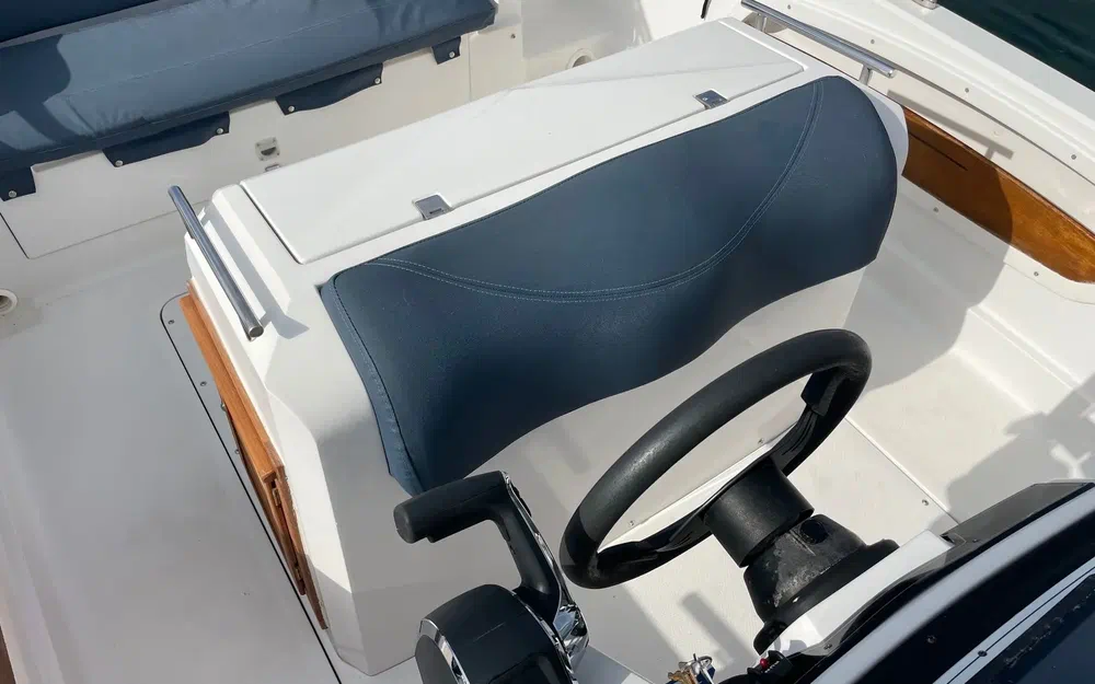 slider 7 Ranieri Voyager 23 S