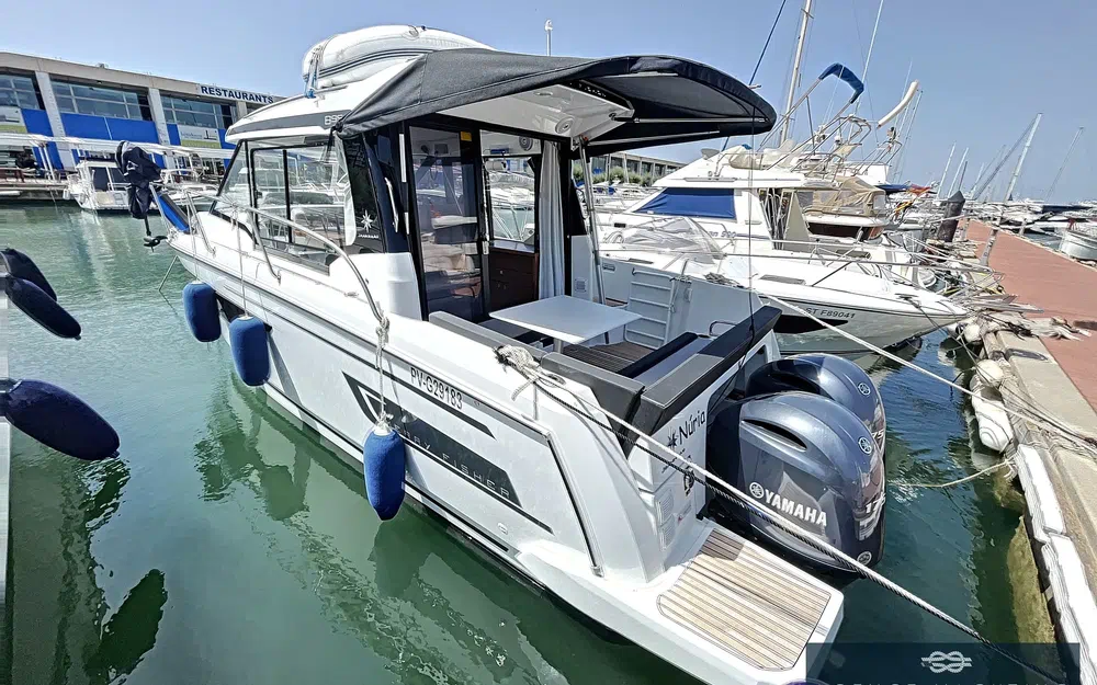 slider 1 Jeanneau Merry Fisher 895