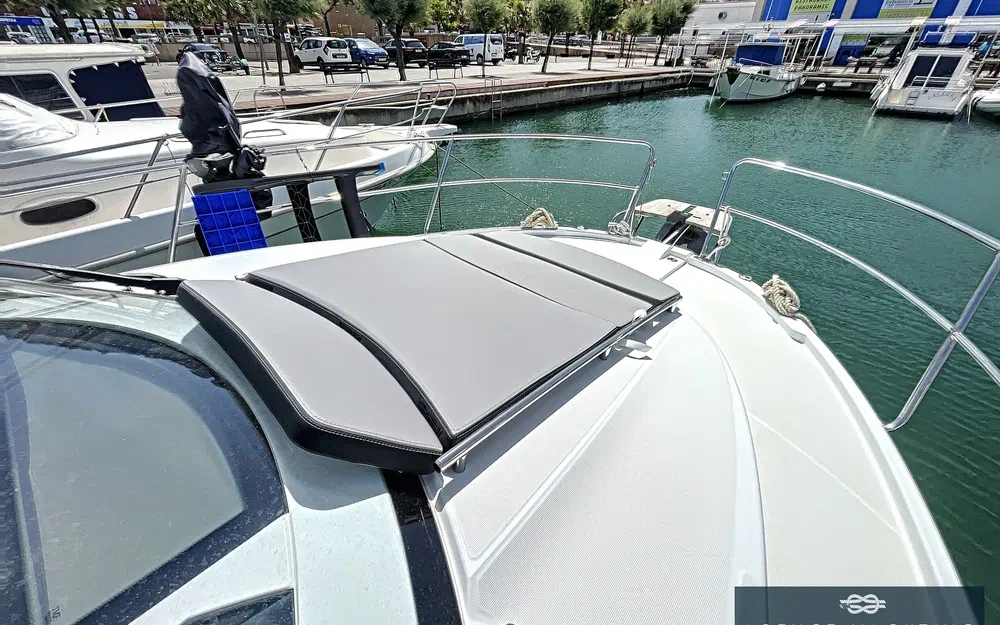 slider 6 Jeanneau Merry Fisher 895