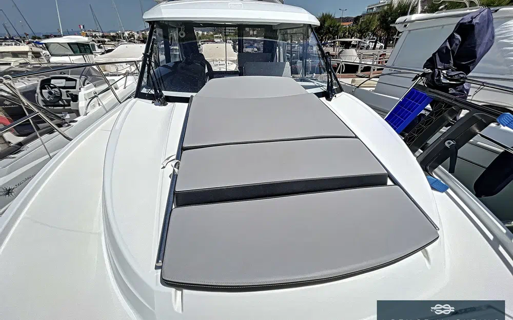 slider 8 Jeanneau Merry Fisher 895